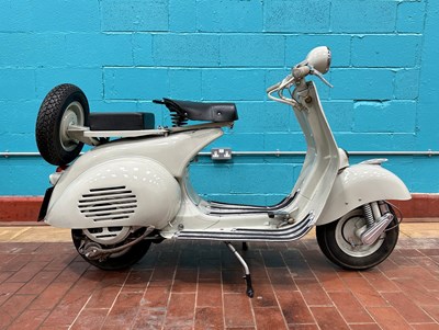 Lot 16 - 1955 Vespa 150