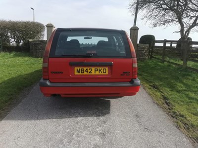 Lot 30 - 1995 Volvo 850 GLT Estate