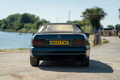 Lot 8 - 1996 Mercedes-Benz SL 320