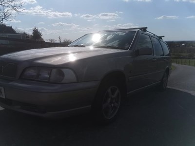 Lot 31 - 1997 Volvo V70 SE Estate