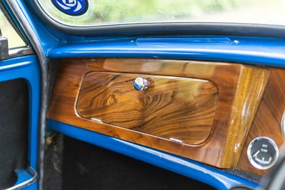 Lot 50 - 1975 Morris Mini Van