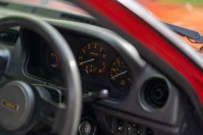 Lot 69 - 1984 Mazda RX7