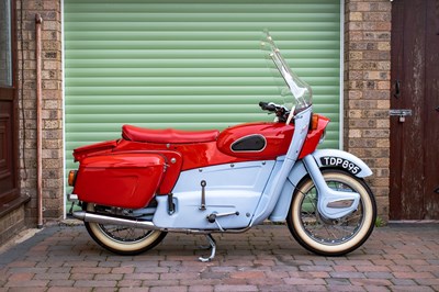 Lot 17 - 1959 Aerial Leader