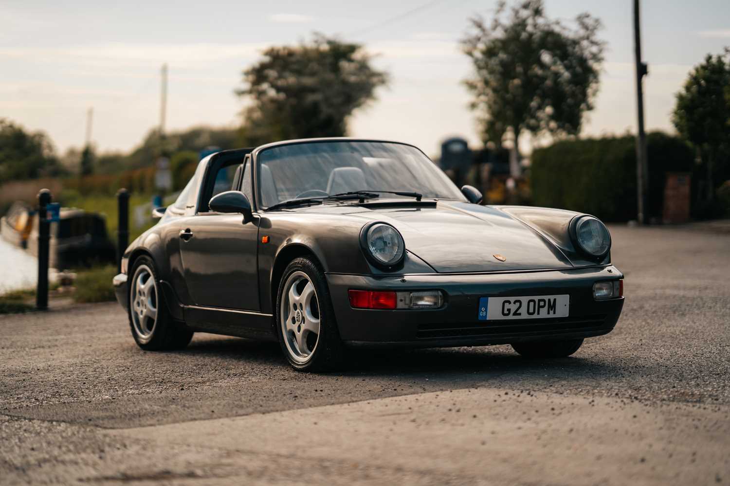 Lot 116 - 1990 Porsche 911 Carrera 2 Targa