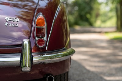 Lot 69 - 1969 Daimler V8-250