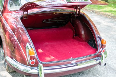 Lot 69 - 1969 Daimler V8-250
