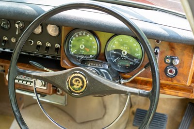 Lot 69 - 1969 Daimler V8-250