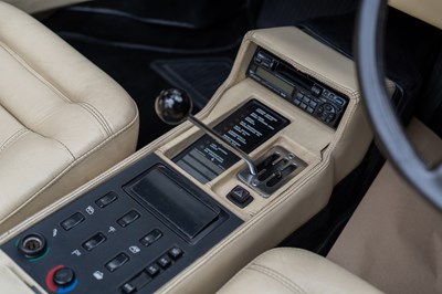 Lot 120 - 1985 Ferrari Mondial QV Cabriolet