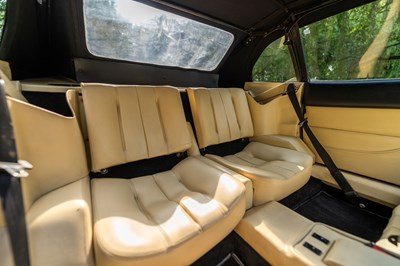 Lot 120 - 1985 Ferrari Mondial QV Cabriolet