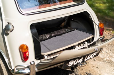 Lot 58 - 1962 Mini Special
