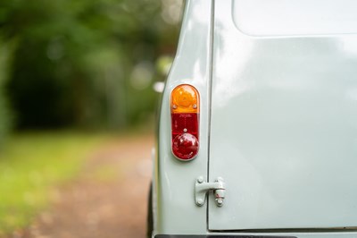 Lot 49 - 1984 Mini 95 Van