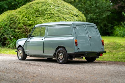 Lot 49 - 1984 Mini 95 Van