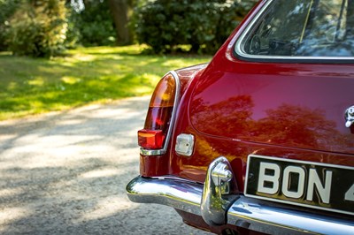 Lot 42 - 1972 MGB GT