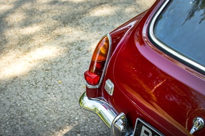 Lot 42 - 1972 MGB GT