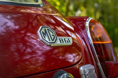 Lot 42 - 1972 MGB GT
