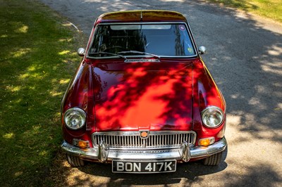 Lot 42 - 1972 MGB GT