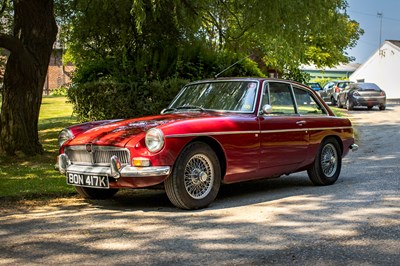 Lot 42 - 1972 MGB GT