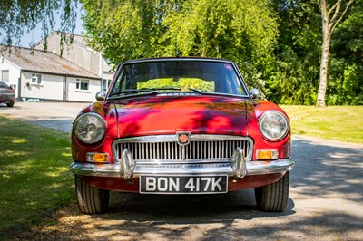 Lot 42 - 1972 MGB GT