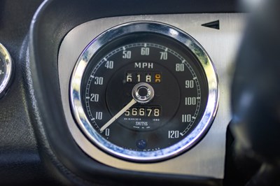 Lot 42 - 1972 MGB GT
