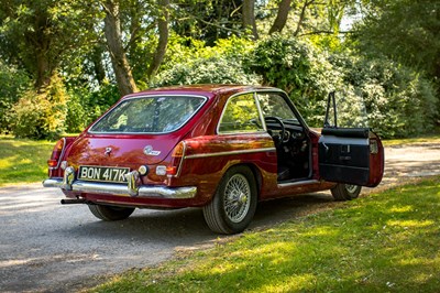 Lot 42 - 1972 MGB GT