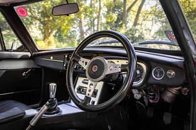 Lot 42 - 1972 MGB GT