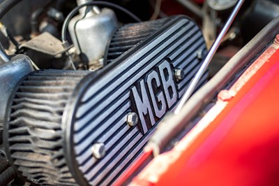 Lot 42 - 1972 MGB GT