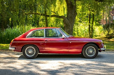 Lot 42 - 1972 MGB GT