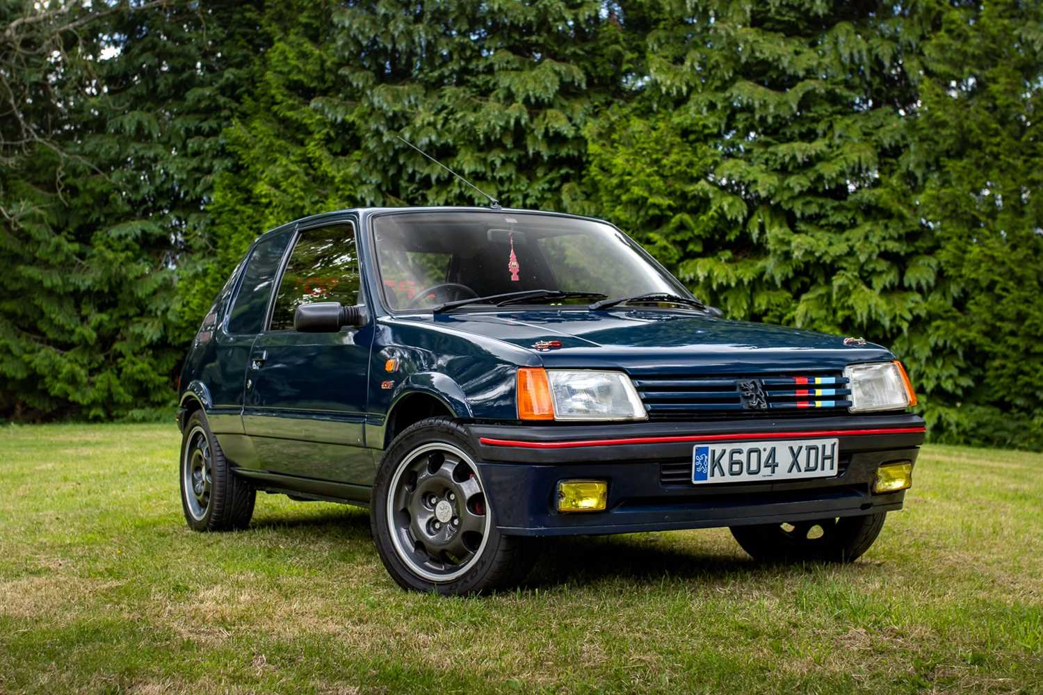 Lot 106 - 1993 Peugeot 205 XAD GL Van