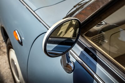 Lot 40 - 1991 Nissan Figaro