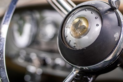 Lot 73 - 1957 Morris ISIS