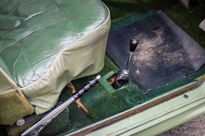 Lot 73 - 1957 Morris ISIS