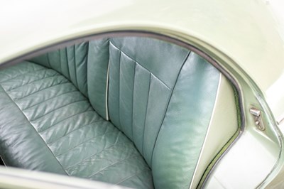 Lot 73 - 1957 Morris ISIS