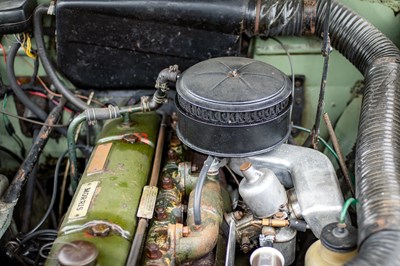 Lot 73 - 1957 Morris ISIS
