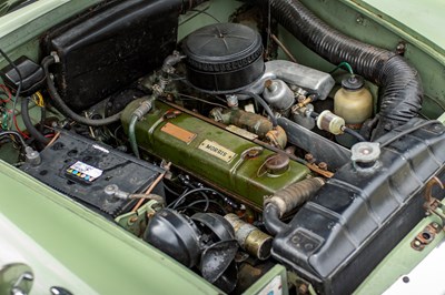 Lot 73 - 1957 Morris ISIS