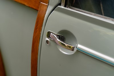 Lot 46 - 1969 Morris Minor 1000 Traveller