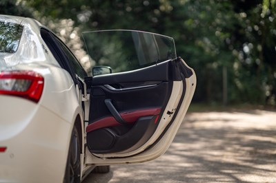 Lot 125 - 2015 Maserati Ghibli