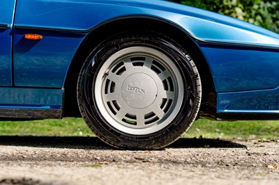 Lot 132 - 1985 Lotus Excel SE