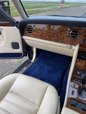 Lot 143 - 1997 Bentley Turbo R LWB