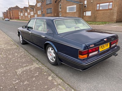 Lot 143 - 1997 Bentley Turbo R LWB