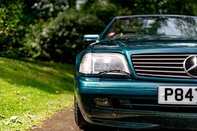 Lot 111 - 1997 Mercedes-Benz SL 320