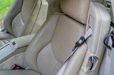 Lot 111 - 1997 Mercedes-Benz SL 320
