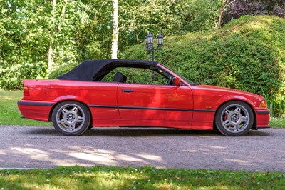 Lot 41 - 1997 BMW 328i Convertible