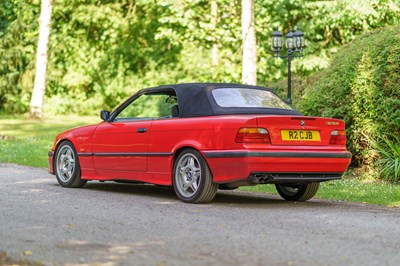 Lot 41 - 1997 BMW 328i Convertible