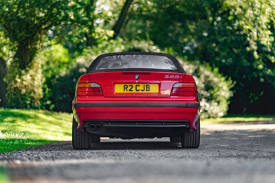 Lot 41 - 1997 BMW 328i Convertible