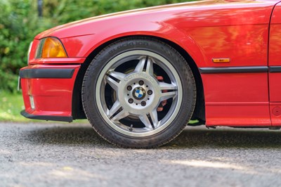 Lot 41 - 1997 BMW 328i Convertible