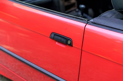 Lot 41 - 1997 BMW 328i Convertible