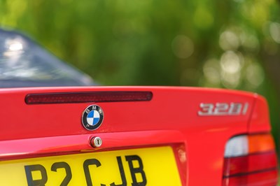 Lot 41 - 1997 BMW 328i Convertible