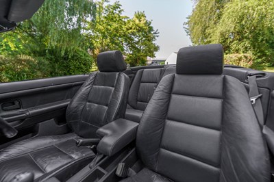 Lot 41 - 1997 BMW 328i Convertible