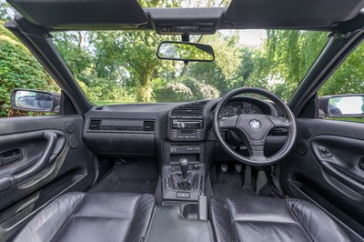 Lot 41 - 1997 BMW 328i Convertible