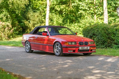 Lot 41 - 1997 BMW 328i Convertible